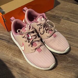 Nike Women's Pink and White golf shoes